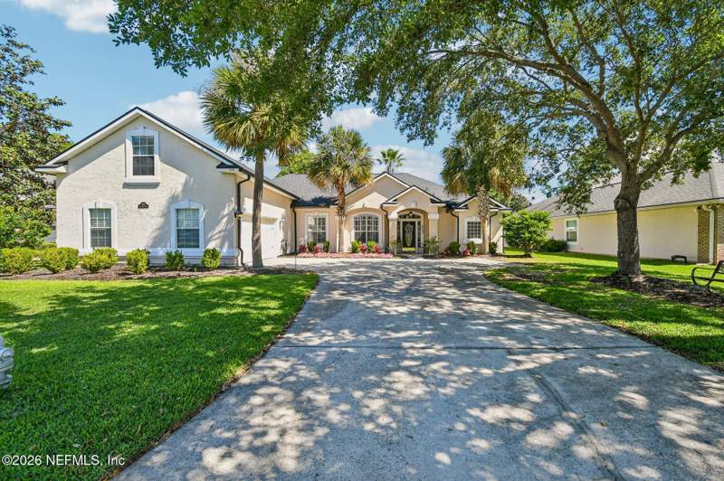 4 bedroom Single Family Residence at 1908 Fox Glove Lane, Pace Island, Fleming Island — photo 2