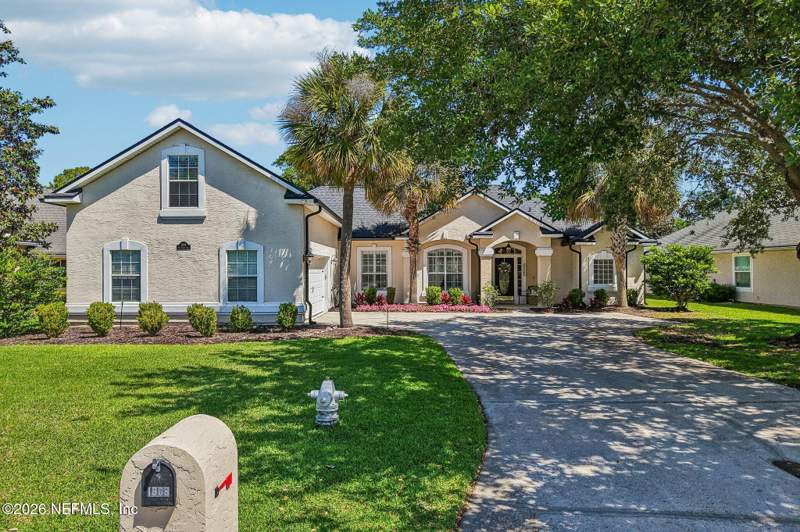 4 bedroom Single Family Residence at 1908 Fox Glove Lane, Pace Island, Fleming Island — photo 4