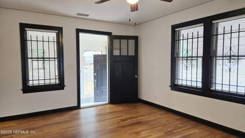 328 E 48th Street, Jacksonville FL - photo 6 of 32
