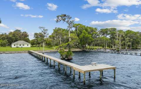 102 Sandra Lane, home for sale in Crescent City 32112