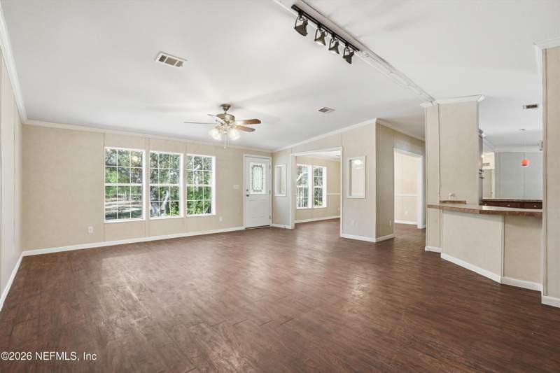 4 bedroom Manufactured Home at 5625 Caribbean Circle, Big Tree Lakes, Keystone Heights — photo 5