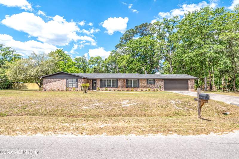 4 bedroom Single Family Residence at 6172 Miltondale Road, Metes & Bounds, Macclenny — photo 2