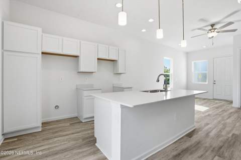 2985 Snell Street, Jacksonville FL - photo 9 of 35