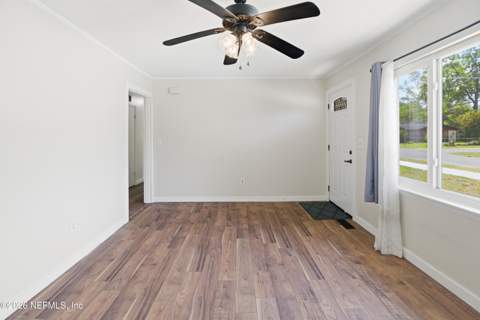 100 N Highland Avenue, Green Cove Springs FL - photo 7 of 52