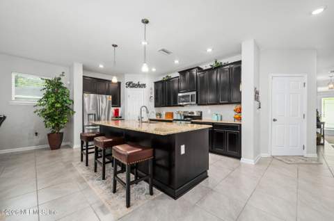 11973 Bridgehampton Road, Jacksonville FL - photo 11 of 38
