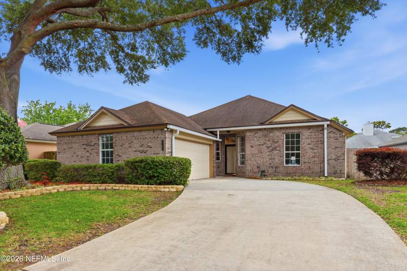 3 bedroom Single Family Residence at 2192 The Woods Drive, The Woods, Jacksonville — photo 2