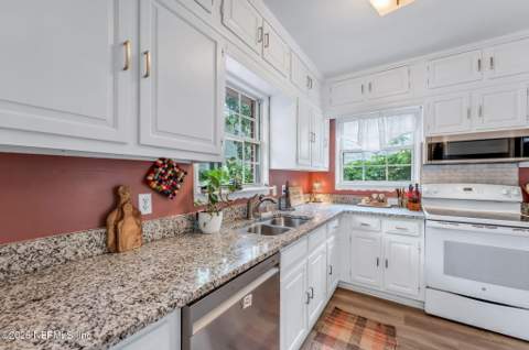 4321 Timuquana Road, Jacksonville FL - photo 19 of 38