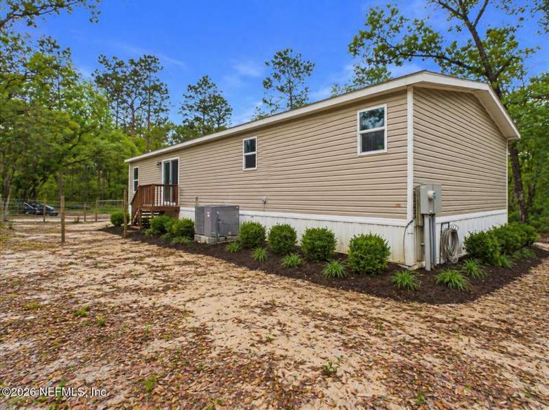 3 bedroom Manufactured Home at 121 Janet Drive, Palatka, Palatka — photo 5