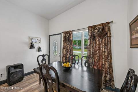 5356 Keystone Drive, Jacksonville FL - photo 10 of 29