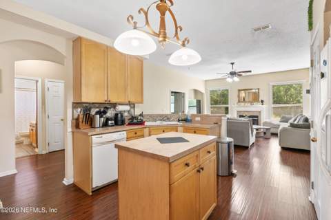4593 Cape Elizabeth Court, Jacksonville FL - photo 15 of 42