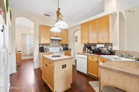 4593 Cape Elizabeth Court, Jacksonville FL - photo 17 of 42