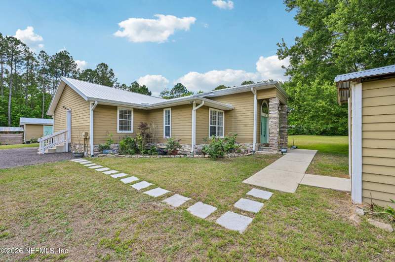 5 bedroom Single Family Residence at 4265 Angora Street, Black Creek Park, Middleburg — photo 4