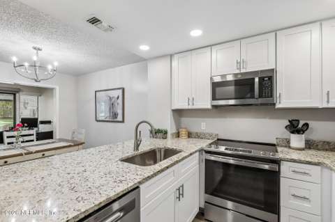 4145 Quiet Creek Loop, gated community for sale in Middleburg