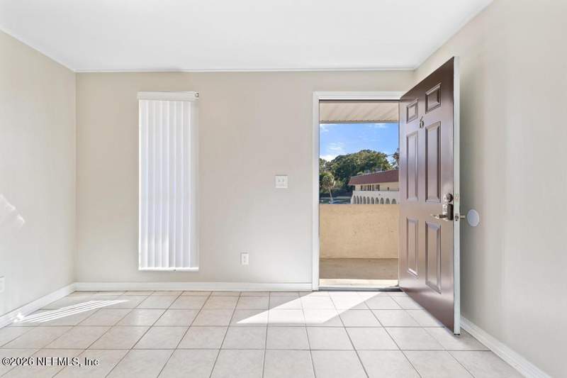 2 bedroom Condominium at 1618 El Camino Road #6, Southbrook Condo, Jacksonville — photo 2