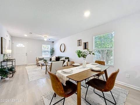 2432 W Edgewood Avenue, Jacksonville FL - photo 12 of 29