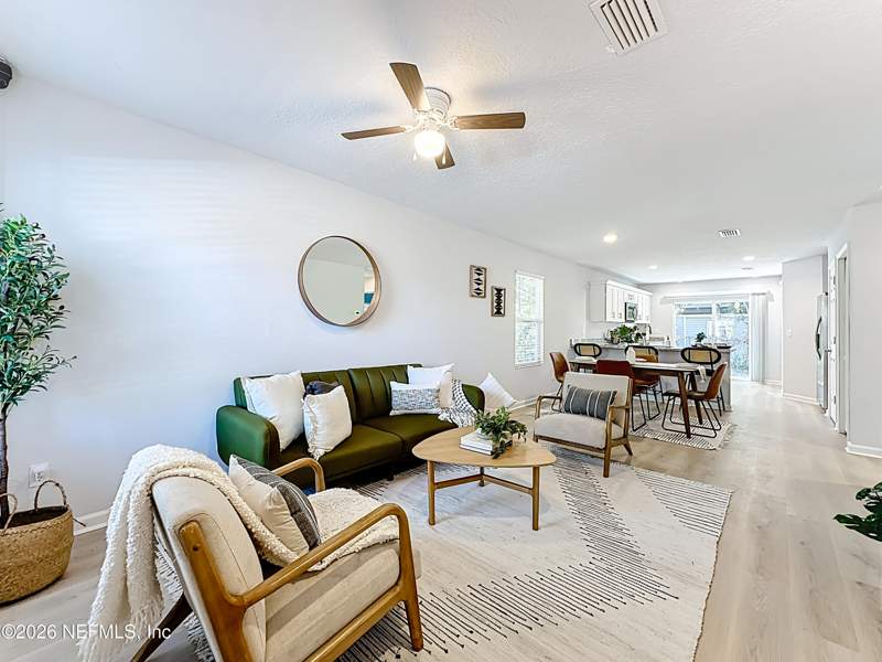 3 bedroom Single Family Residence at 2432 W Edgewood Avenue, Magnolia Gardens, Jacksonville — photo 3
