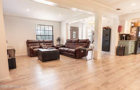 1701 Jones Road, Jacksonville FL - photo 8 of 57