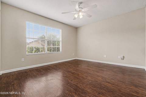 5759 Village Pond Circle, Jacksonville FL - photo 8 of 14