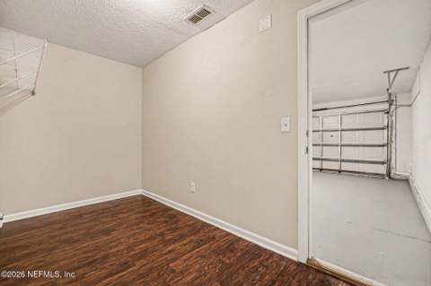 5759 Village Pond Circle, Jacksonville FL - photo 13 of 14