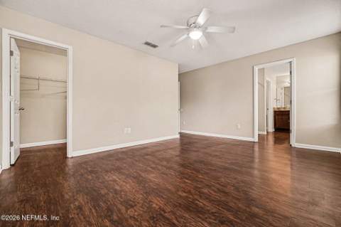 5759 Village Pond Circle, Jacksonville FL - photo 9 of 14