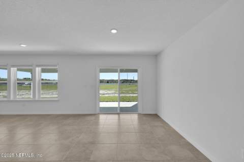 7076 Sandperch Street, Jacksonville FL - photo 11 of 35
