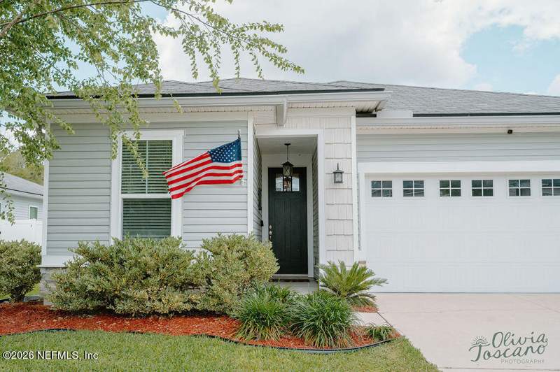 4 bedroom Single Family Residence at 1078 Persimmon Drive, Pine Ridge, Middleburg — photo 2