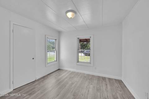 6947 Hunnicutt Lane, Jacksonville FL - photo 18 of 34