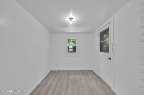 6947 Hunnicutt Lane, Jacksonville FL - photo 20 of 34