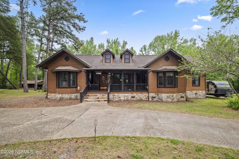 3 bedroom Single Family Residence at 6967 Sharron Road, Green Cove, Green Cove Springs — photo 2