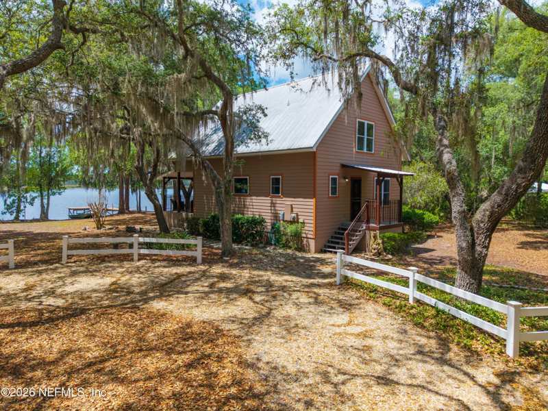 3 bedroom Single Family Residence at 150 Indian Lakes Road, Indian Lakes, Hawthorne — photo 1