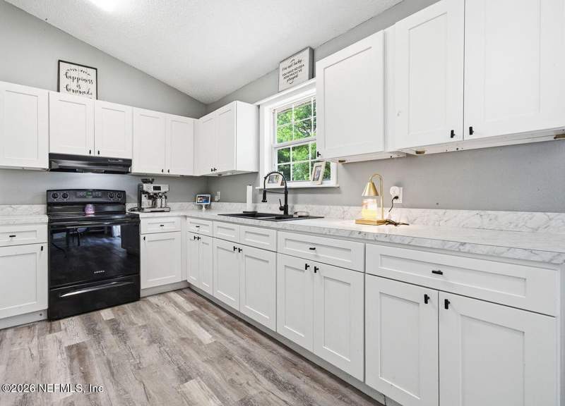 2 bedroom Single Family Residence at 1024 Southgate Drive, Southgate Replat, Starke — photo 5