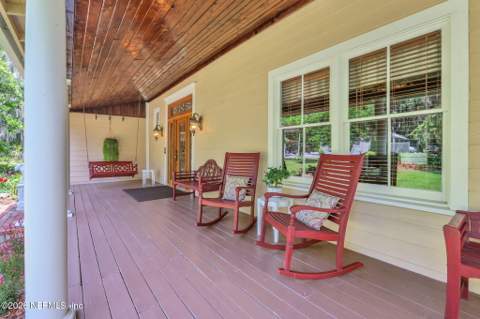 517 S Prospect Street, Crescent City FL - photo 8 of 95