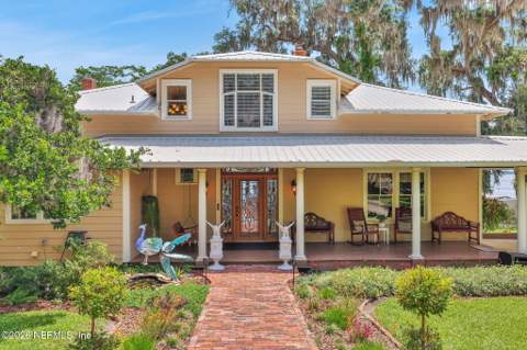 517 S Prospect Street, Crescent City FL - photo 7 of 95