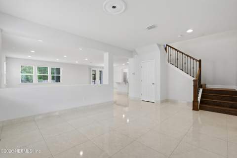 12513 Westberry Manor Drive, Jacksonville FL - photo 18 of 81