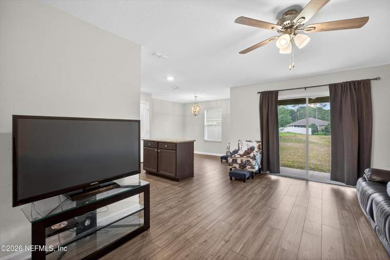 3 bedroom Single Family Residence at 5923 Crosby Lake Way, Woodlawn, Macclenny — photo 5