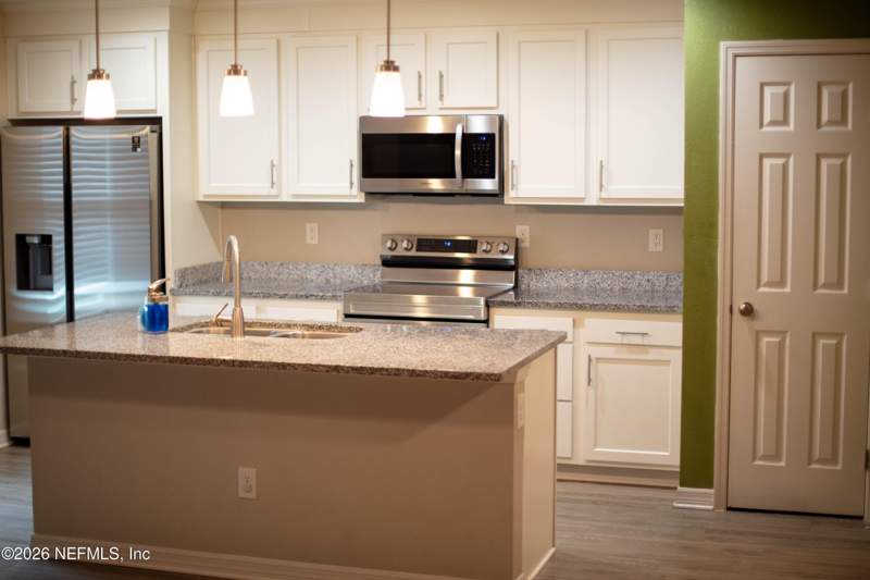 3 bedroom Single Family Residence at 3218 Echo Street, Garden City, Jacksonville — photo 2