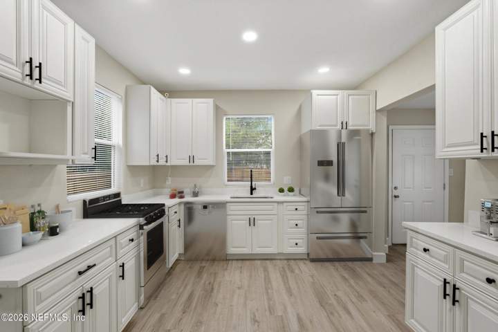 115 W 16th Street