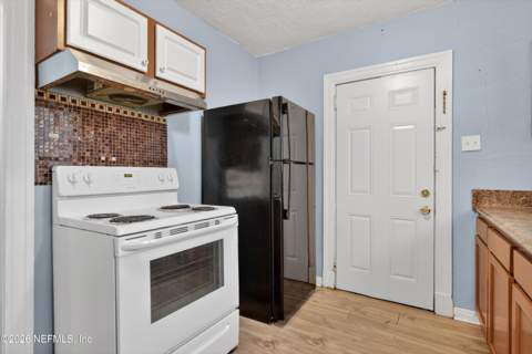 1192 W 12th Street, Jacksonville FL - photo 10 of 30