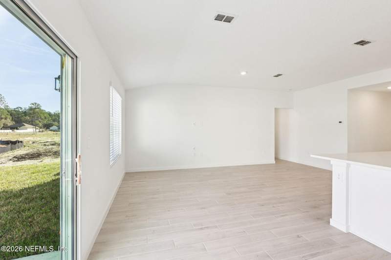 3 bedroom Single Family Residence at 7231 Emily Meadow Way, Cypress Meadows, Jacksonville — photo 5