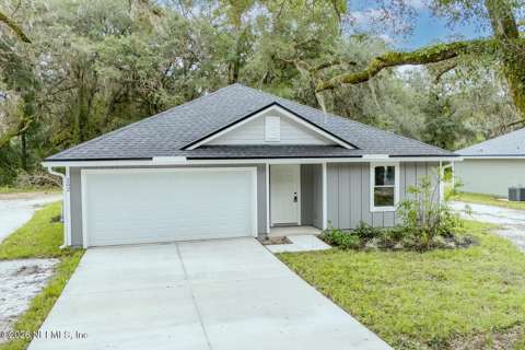 113 St. Lucie Street, home for sale in Florahome 32140