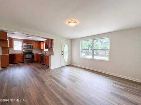7008 Thurston Road, Jacksonville FL - photo 6 of 19