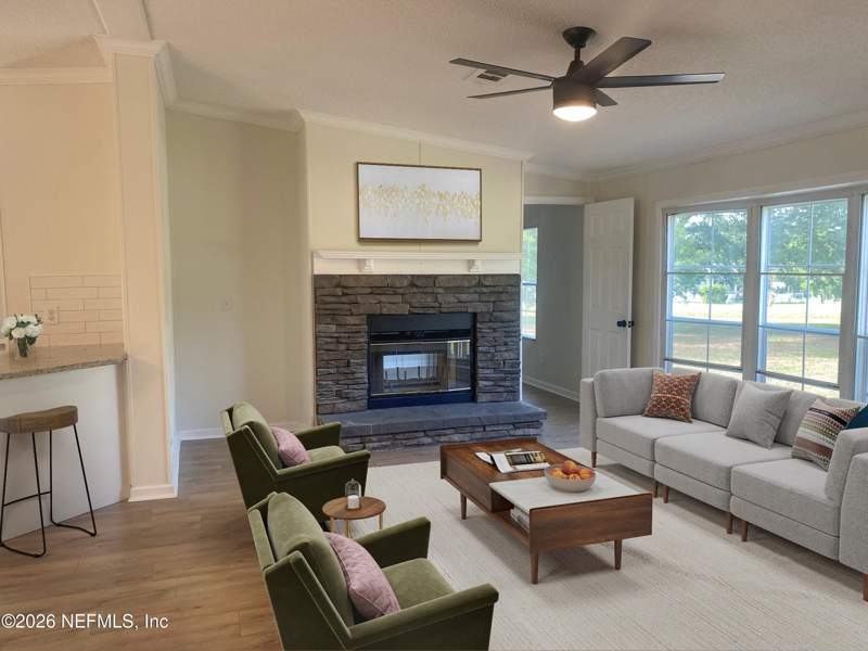 4 bedroom Mobile Home at 195 Yucca Street, Jacksonville South, Middleburg — photo 3