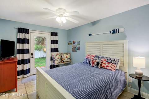 107 12th Avenue, Jacksonville Beach FL - photo 8 of 46