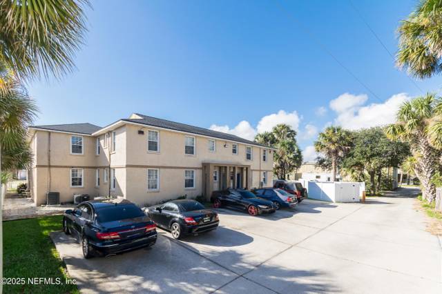 Palms Court Condo