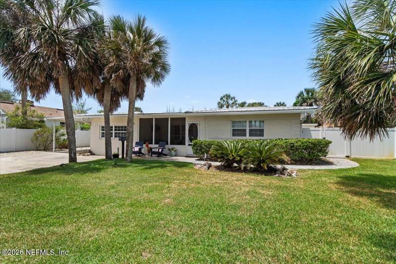 3 bedroom Single Family Residence at 3218 1st Street, Atlantic Shores, Jacksonville Beach — photo 2