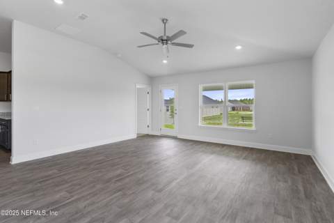 3334 Meadow Ridge Place, Green Cove Springs FL - photo 7 of 39