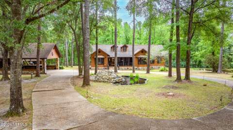 6967 Sharron Road, Green Cove Springs FL - photo 12 of 63