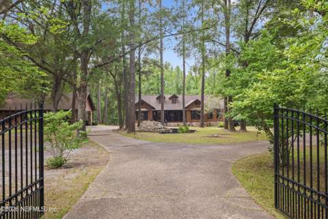 6967 Sharron Road, Green Cove Springs FL - photo 11 of 63