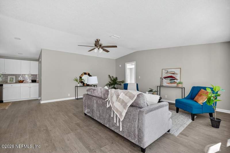 3 bedroom Mobile Home at 10350 Crotty Avenue, Flagler Estates, Hastings — photo 4