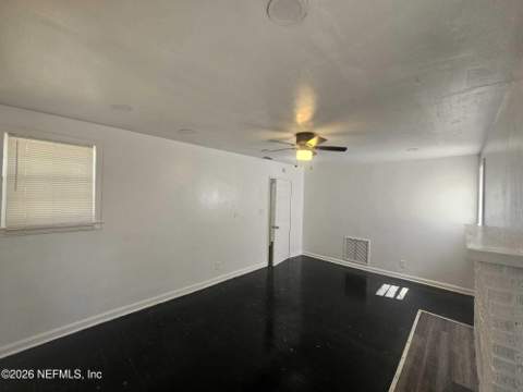 1025 Powhattan Street, Jacksonville FL - photo 9 of 21